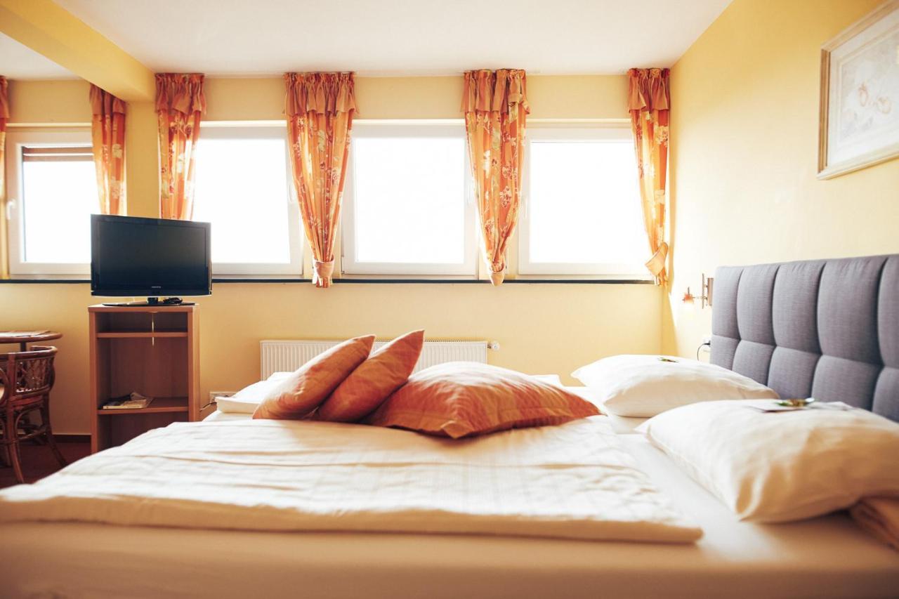 Fetz Das Loreley Hotel Dorscheid Екстериор снимка